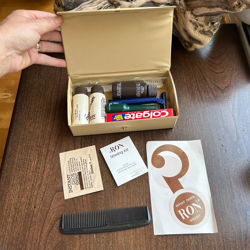 NOS Vintage Delta Air Lines His RON kits
